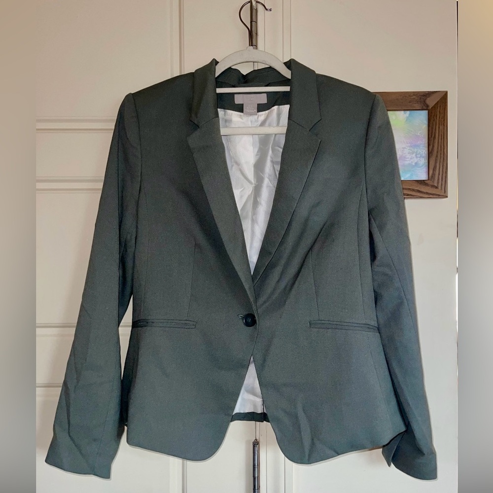 Women’s H&M blazer size Medium